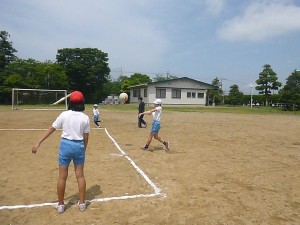 ソフトバレーボールによるドッチボール